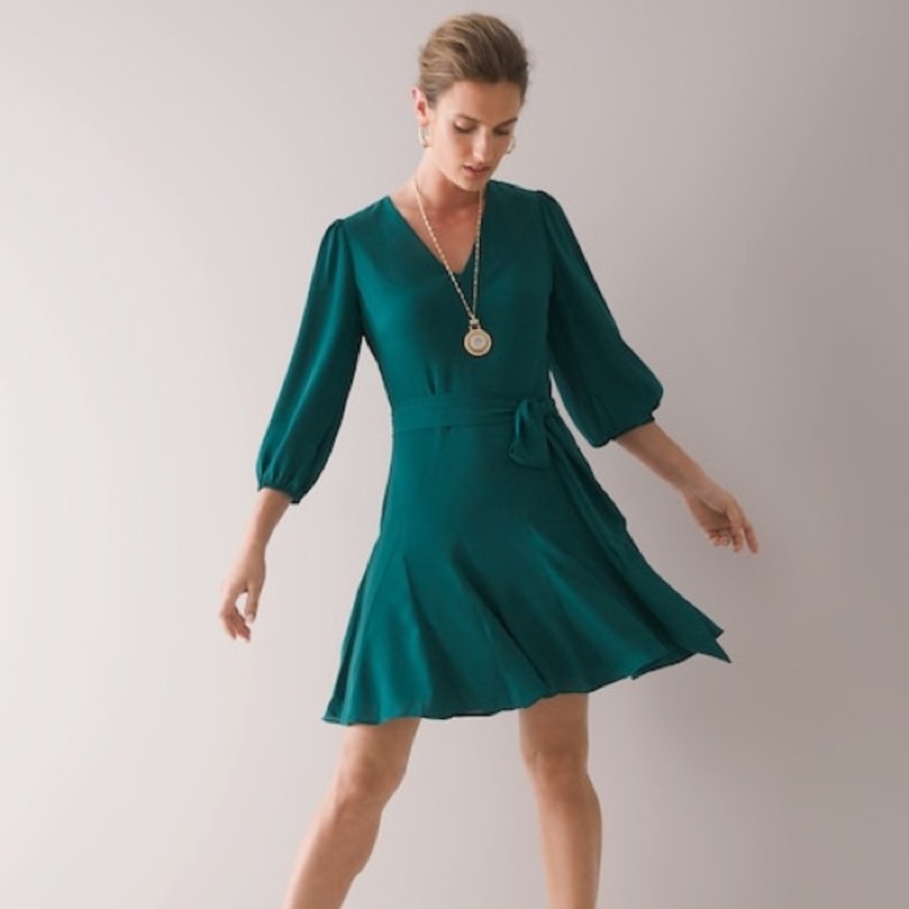 🆕WHBM V-Neck Godet Dress